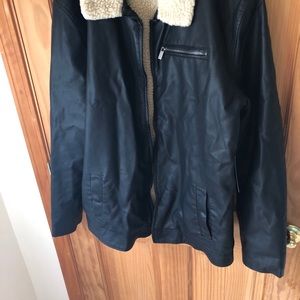XL. Men’s black bomber jacket